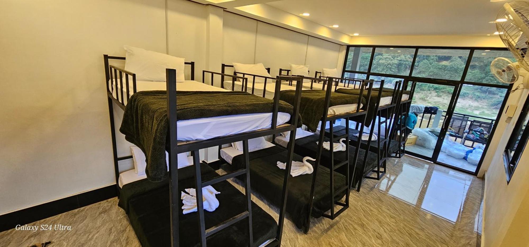 Inn Riverside Hostel Pb Muang Pakbèng Eksteriør billede